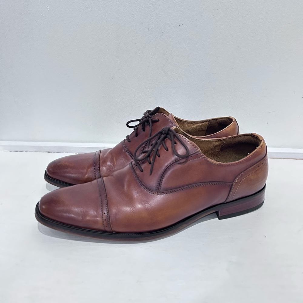 FLORSHEIM Men’s Cognac Sorrento Cap Toe Oxford  Dress Shoes‎ Size 9.5